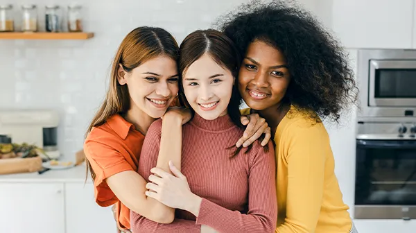 3 young women