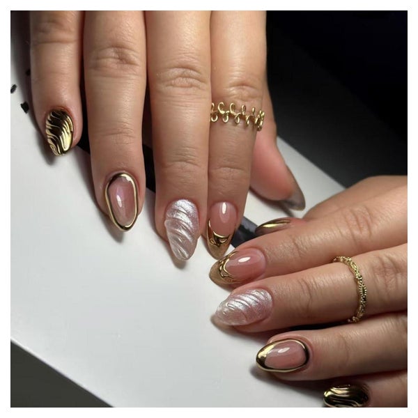 Künstliche Fingernägel Kurz Rund Nude 3D Gold Glitzer AKP5 1 St