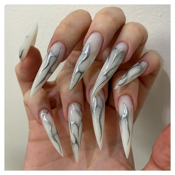 24x Lange Stiletto Press on Nails Falsche Nägel Schwarz Glän 1 St