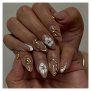 Künstliche Fingernägel Press On Kurz Gold French 3D Blumen A 1 St