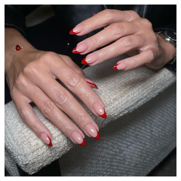 Nagel Press On Soft Gel French Tip 30 Stück Rot kurz Mandel 1 St