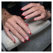 Nagel Press On Soft Gel French Tip 30 Stück Rot kurz Mandel 1 St