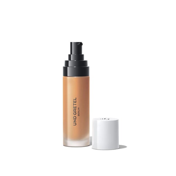 UND GRETEL EBEN Liquid Foundation Balanced Medium 05