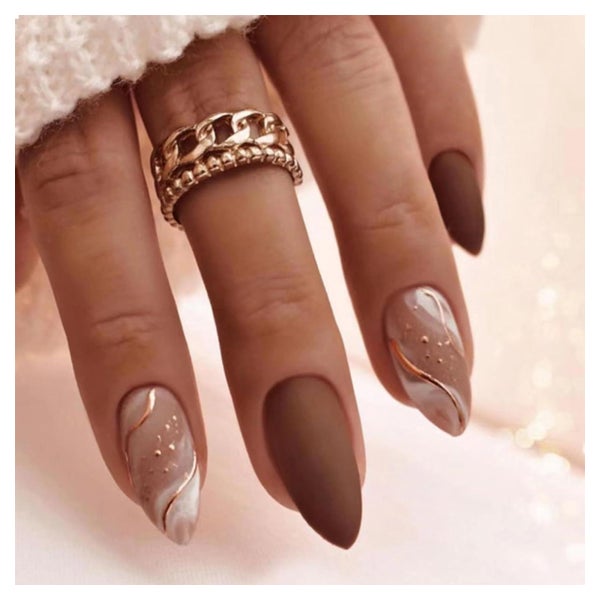 24 Mittel Almond Gold Linien Braun Matte Falsche Nägel Voll 1 St