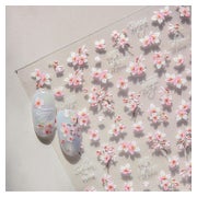 Nagelsticker 3D selbstklebend Blumen weiß rosa für Maniküre 1 St