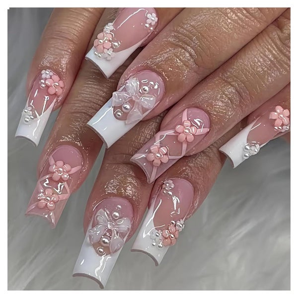 24 Stück Weiße Square Press on Nails mit Blumen-Perl-Designs 1 St