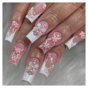 24 Stück Weiße Square Press on Nails mit Blumen-Perl-Designs 1 St