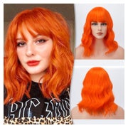 Kurze Bob Perücke mit Pony schulterlang lockig gewellt orang 1 St