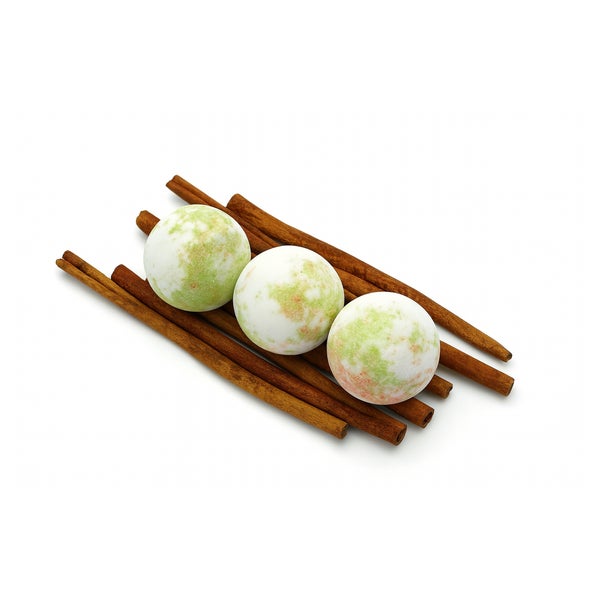 Nesbel Handgemachte Badebombe Wassermelone mit Traubenkernöl 1 Stück 125 g