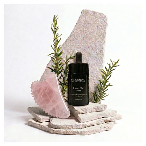 Wellness Set–Gua Sha Rosenquarz mit Zähnchen&CBD Gesichtsöl 1 Set