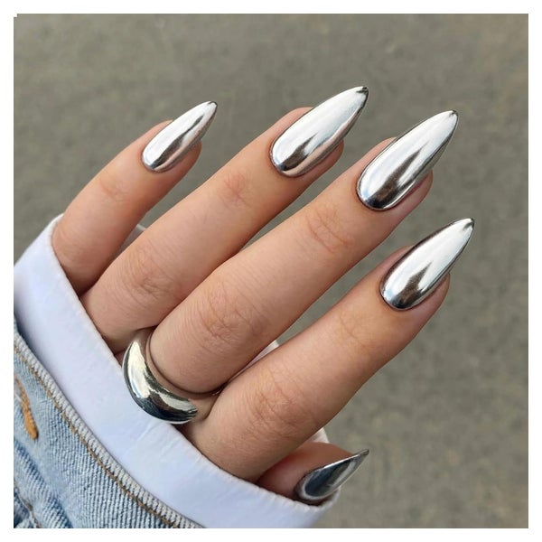 24x Lustrous Sliver Chrome Press on Nägel Mittel Almond Meta 1 St